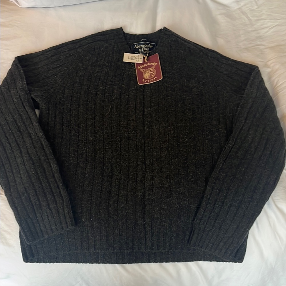 Abercrombie & Fitch Men's dark charcoal gray Sweater
